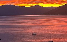 Flat In Gourock - The Wedge